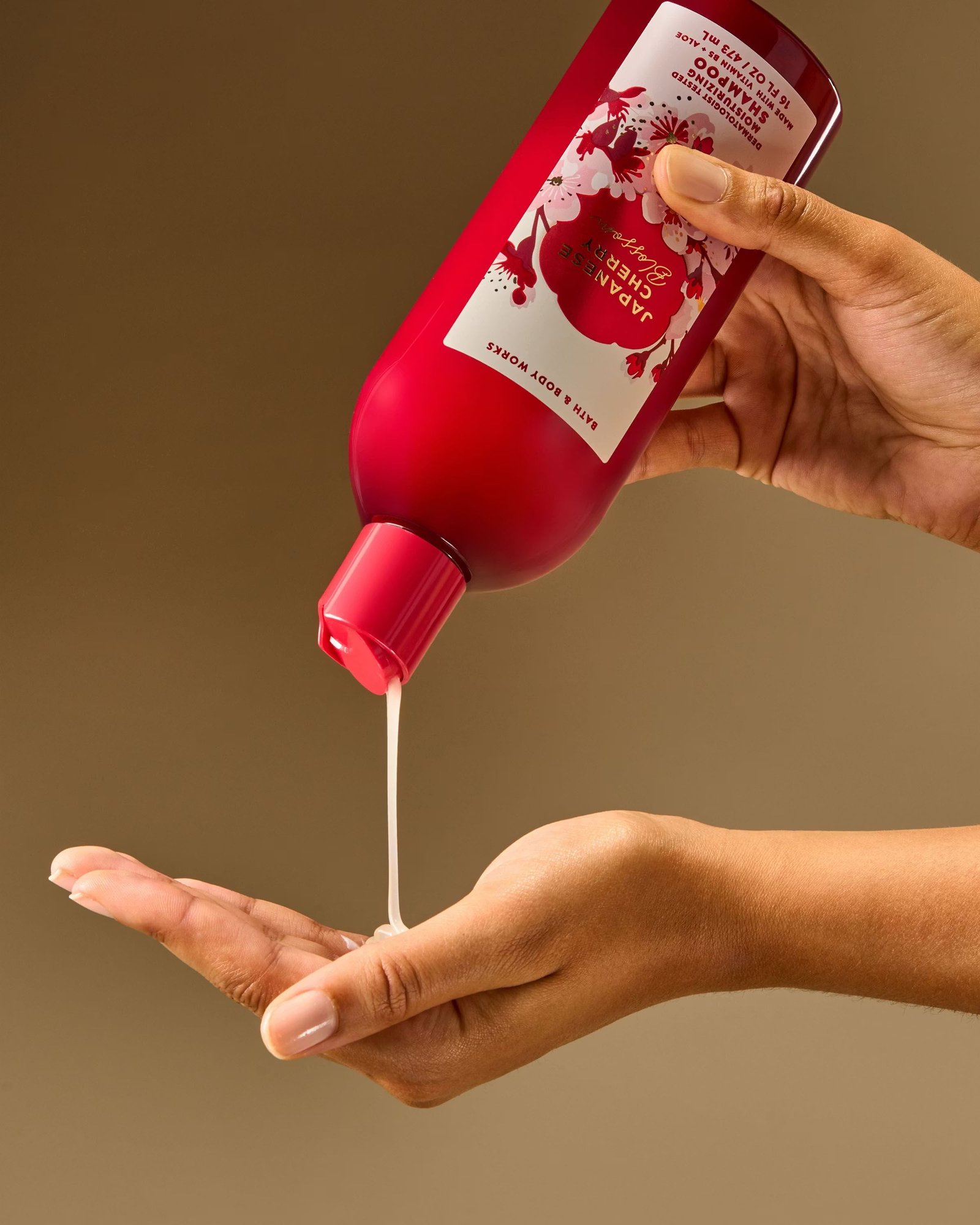 Japanese Cherry Blossom Shampoo - Image 5