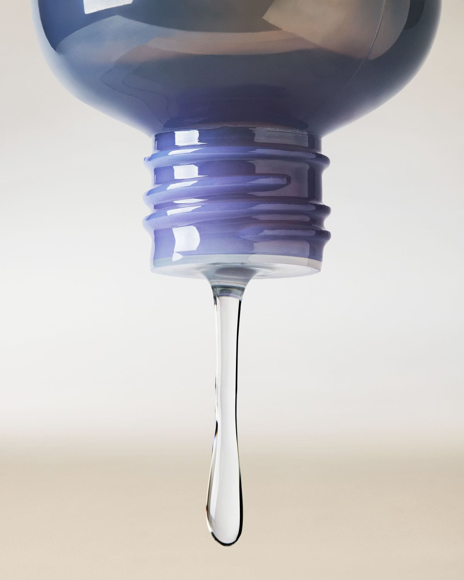Lavender Vanilla Body and Massage Oil - Image 4