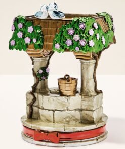 Snow White Pedestal 3-Wick Candle Holder
